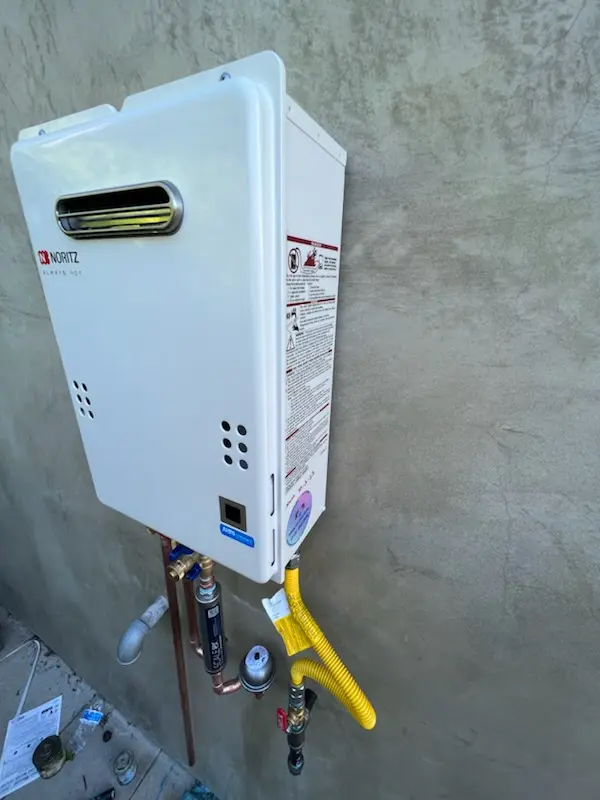 Tankless water heater installation for Lake Stevens Water Front homes